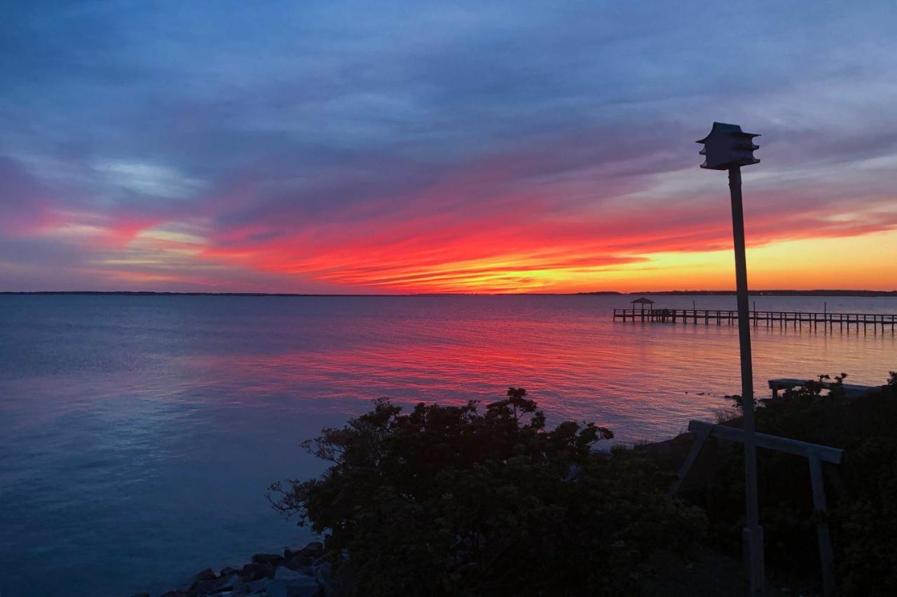 Waterfront Harkers Island Home Sunset View And Dock المظهر الخارجي الصورة